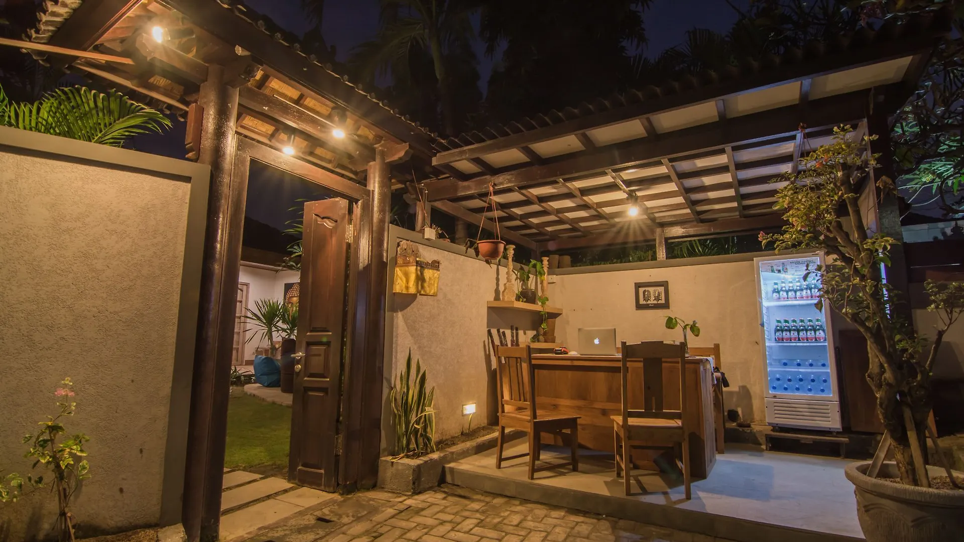Bale Seminyak Hotel