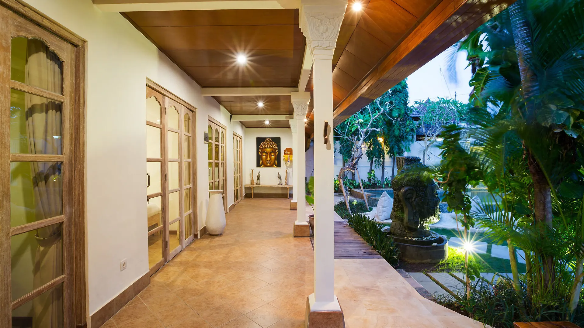 Bale Seminyak Hotel